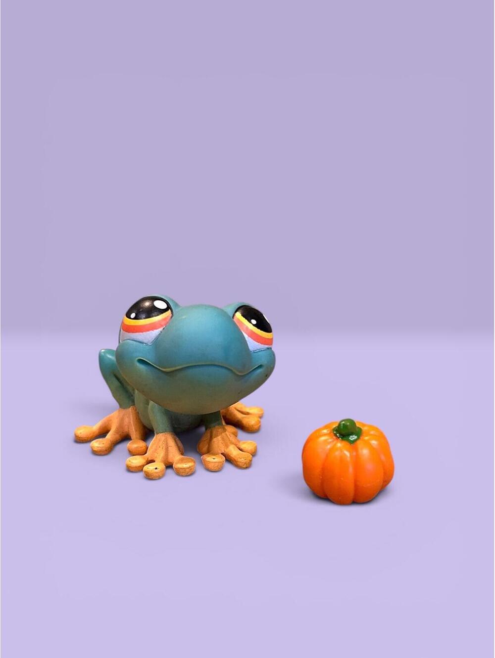 Littlest Pet Shop LPS Frog #264 with Pumpkin Accessory